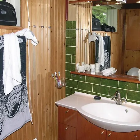 Holiday home Holiday Dyrevangen Xi